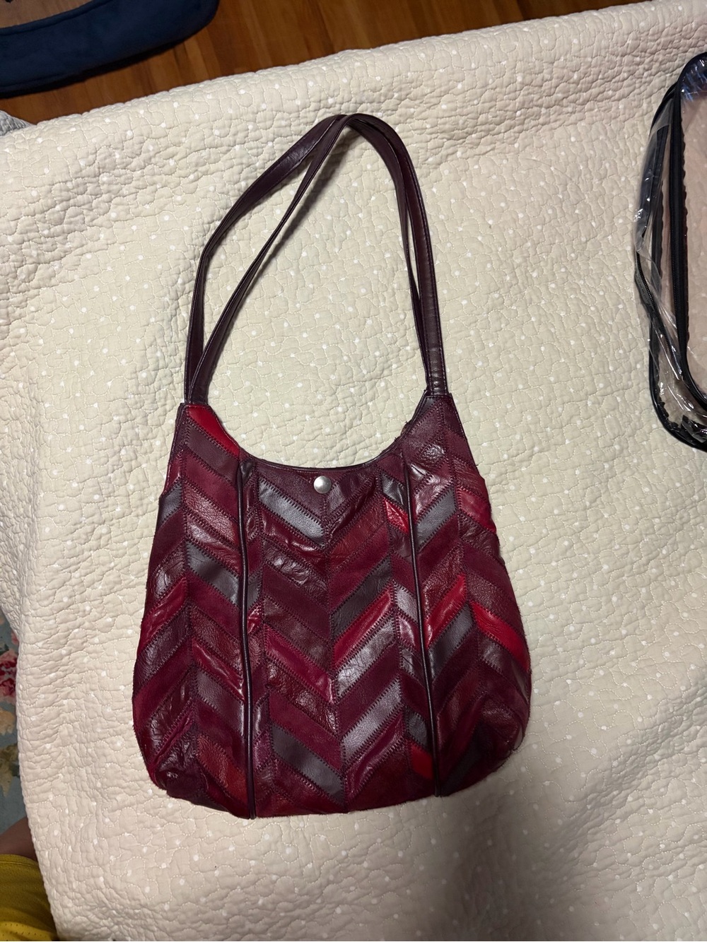 Vintage shoulder bag